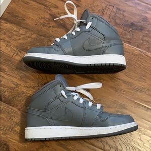 Jordan 1 Retro Mid Cool Grey/Gray
